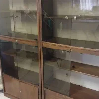 دو عدد کتابخانه