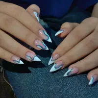 کاشت ناخن با بهترین متریال