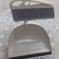 جارو و خاک انداز لیمون