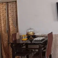 فروش میزو4صندلی ناهاری خوری ومقداری وسایل منزل