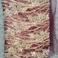 پارچه‌های قدیمی و خاص برای دوخت سفارشی