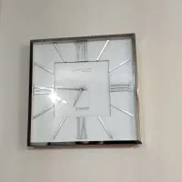 ساعت و تابلو