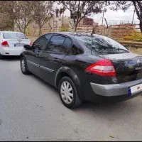 مگان ۲۰۰۰ اتومات