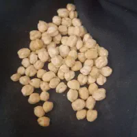نخود بوجاری شده