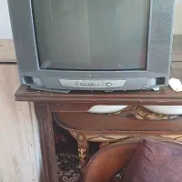 یک عددتلوزیون سامسونگ ۲۱اینچ