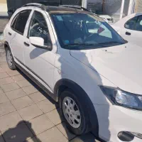 کوییک R سفید مشکی