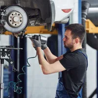 تعمیر جلوبندی کمک هیدرولیک اکسل لنت ترمزی خودرو