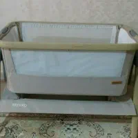 تخت کنار مادر bebeko