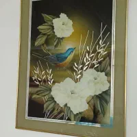 یه عدد ساعت و یه عدد قاب عکس