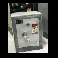 گاو صندوق کوچک در حد نو 4 تومن