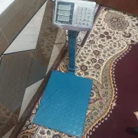 ترازو ۳۰۰ کیلویی درجه یک درحده نو  مارک محگ
