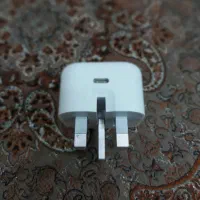 کلگی شارژر آیفون 16 اصلی