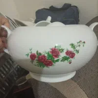 سرویس چینی گل سرخ همراه با اکروپال نو