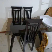 میز وصندلی نهارخوری۴نفره ۱۰۰در۷۰درحدنوارسال رایگان