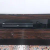 میز تلویزیون.