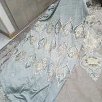 دو عدد پارچه مخمل پرده همراه با تور دوزی