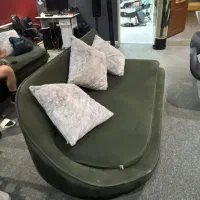 کاناپه راحتی تمیز