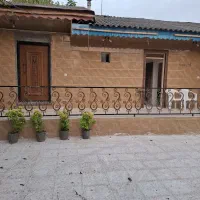 متراژکل ۲۵۷متر بابنا ۸۰متری مابین جاده سنگربه رشت