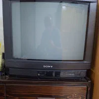 تلویزیون کلاسیک Sony Trinitron کاملاً سالم تمیز
