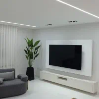 نصب و پخش انواع کاغذ دیواری موکت پرده قرنیز لمینت