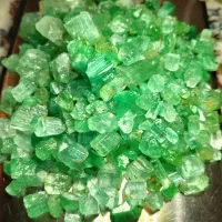 الماس بارخونه زمرد