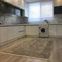 خانم دشتی۲۰۰مترتکواحدی۳نبش پرنور نزدیک میدون گاز