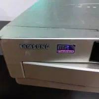 نمیدونی سی دی هستش سه تا جا داره