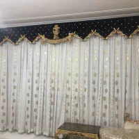 پرده به همراه کتیبه