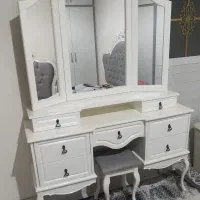 میز لوازم آرایشی
