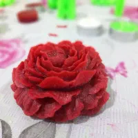 شمع زیبای گل آلاله کاربردی و تزئینی