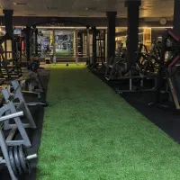 نیازمند نیروی پذیرش باشگاه بدنسازی