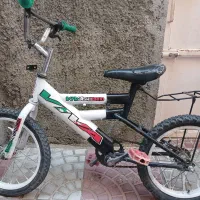 ویوا ۱۶