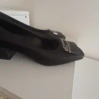کفش سایز 38