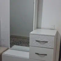 کمد آینه دار