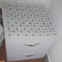 پاتختی سفید