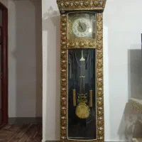 سه تیکه برنز بدون وسایل داخل