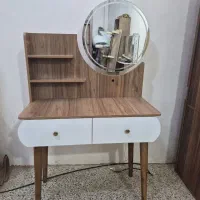 میز آرایش