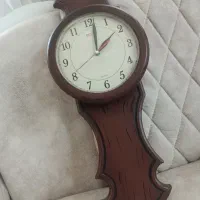 ساعت دیواری سالم زیر فی