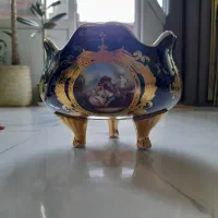 کاسه سه پایه طلاکوب