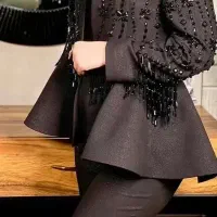 به یک نفر خیاط ماهر در مزون نیازمندیم