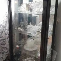 بوفه چوبی کلاسیک (دو درب از طرفین) قهوه‌ای تیره