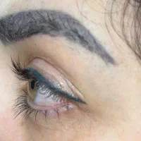 کاشت وترمیم وریموولیفت مژه به صورت تخصصی