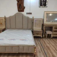 تخت و خواب
