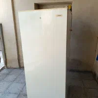 یخچال آزمایش