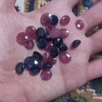 انگشتر و نگین جواهری یاقوت قرمز و کبود معدنی