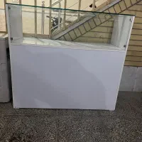 ۲عدد ویترین برای هرصنفی خوبه