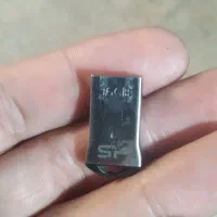 فلش ۱۶ با اهنگ