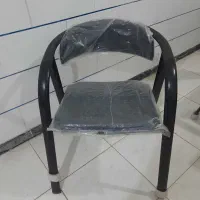 صندلی انتظار طرح لبخند در حد نو