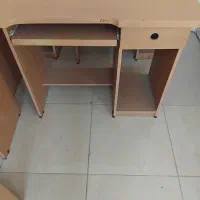میز کوچک کامپیوتر