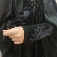 دو عدد چادر عربی  نقاب دار کار شده زنانه و دخترانه
